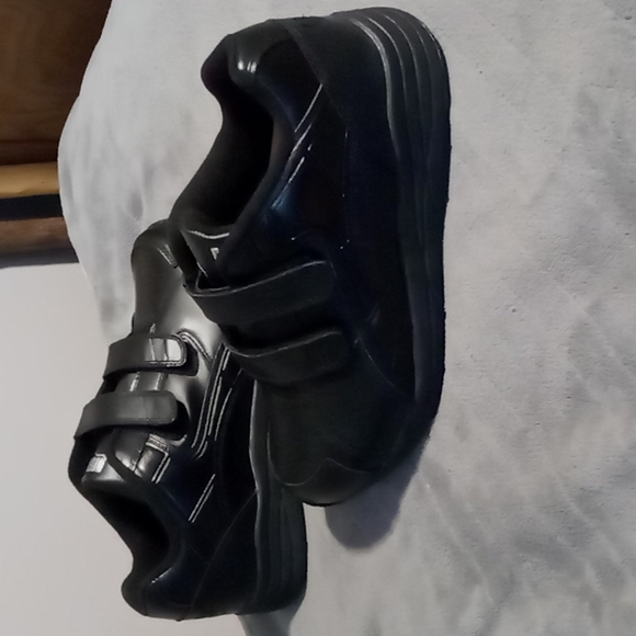 DREW Force V shoes - Picture 4 of 9